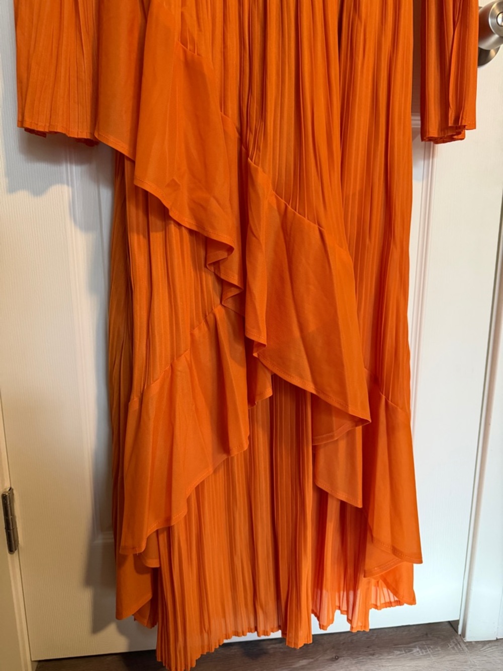 Zadie B’s Orange Pleated Midi Dress One Size Boho Ruffle Anthropologie Style NWT - Picture 4 of 8